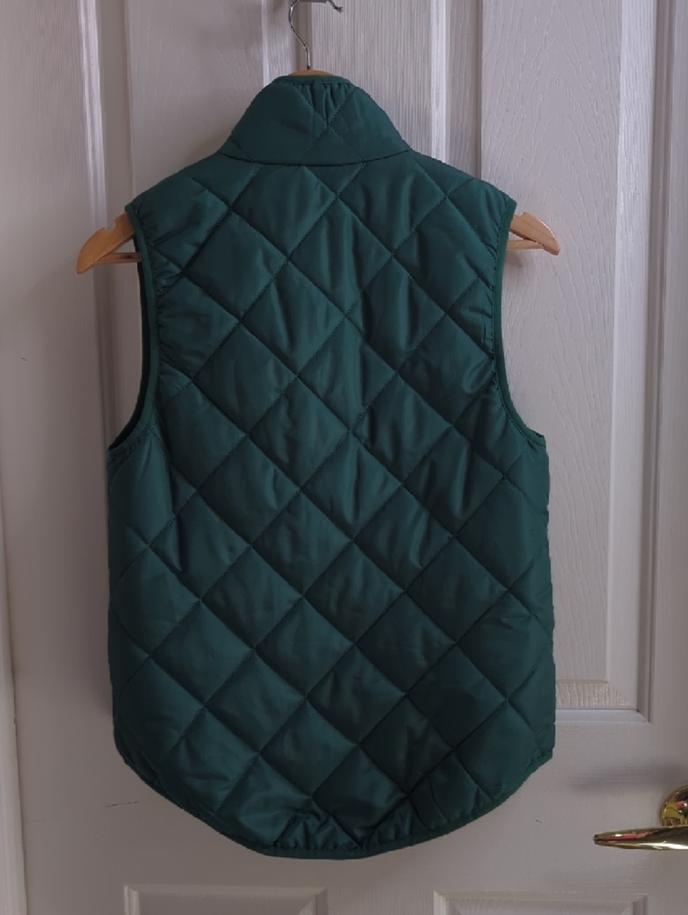 Market & Spruce Quilted Sleeveless Vest in Teal - Picture 6 of 6
